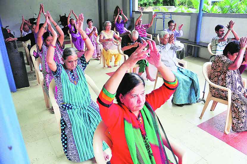 आपुलकीचा 